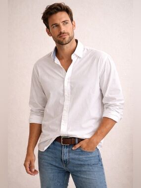 14th & Union • NWT Classic White Men's Button-Up Shirt